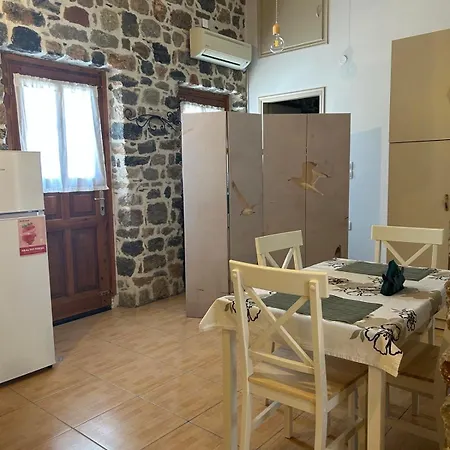 Lithos Family * Kálymnos